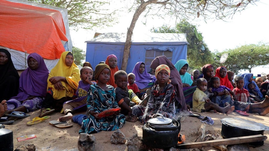 Floods drive over 650,000 Somalis from their homes in 2020